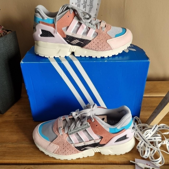 adidas Originals Shoes - Adidas torsion zx 10'000 trainersUk 5Come with spare laces and lace studsBnwb